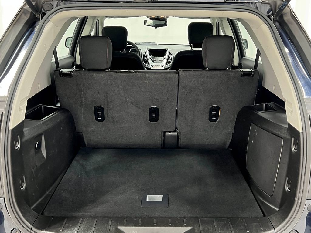 Used 2017 Chevrolet Equinox LS image 26