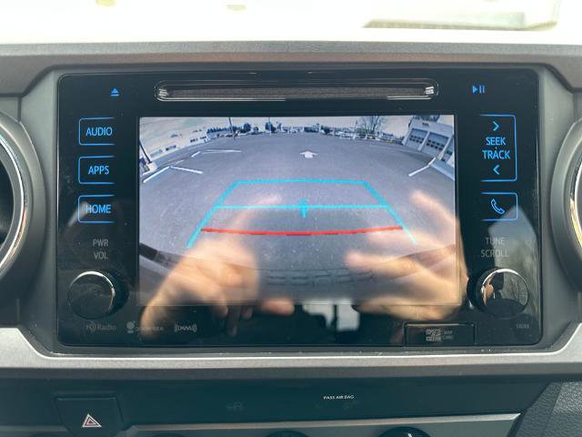 Used 2019 Toyota Tacoma TRD Sport w/ Technology Package AWD/4WD image 21