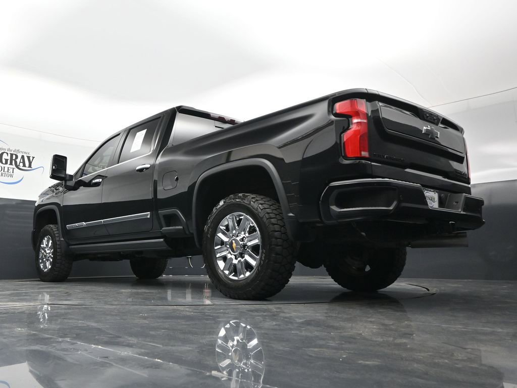 Used 2024 Chevrolet Silverado 2500 High Country w/ High Country Premium Package AWD/4WD image 21
