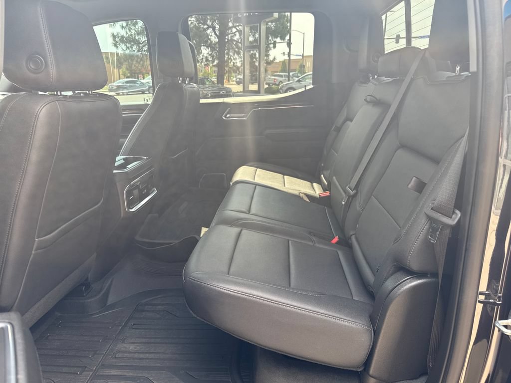 Used 2023 GMC Sierra 1500 Elevation w/ Elevation Premium Package AWD/4WD image 24