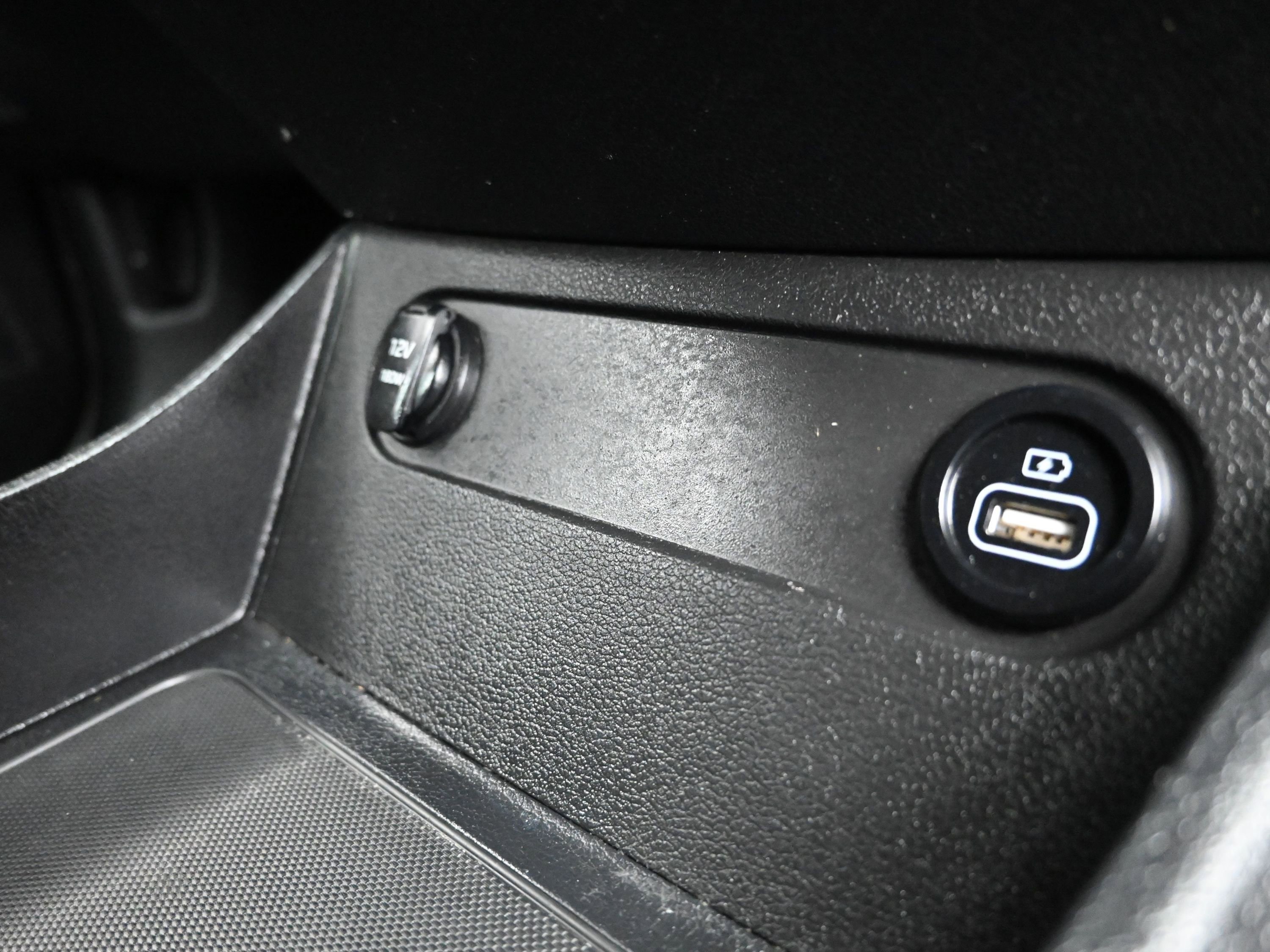 Used 2022 Hyundai Santa Fe Limited image 27