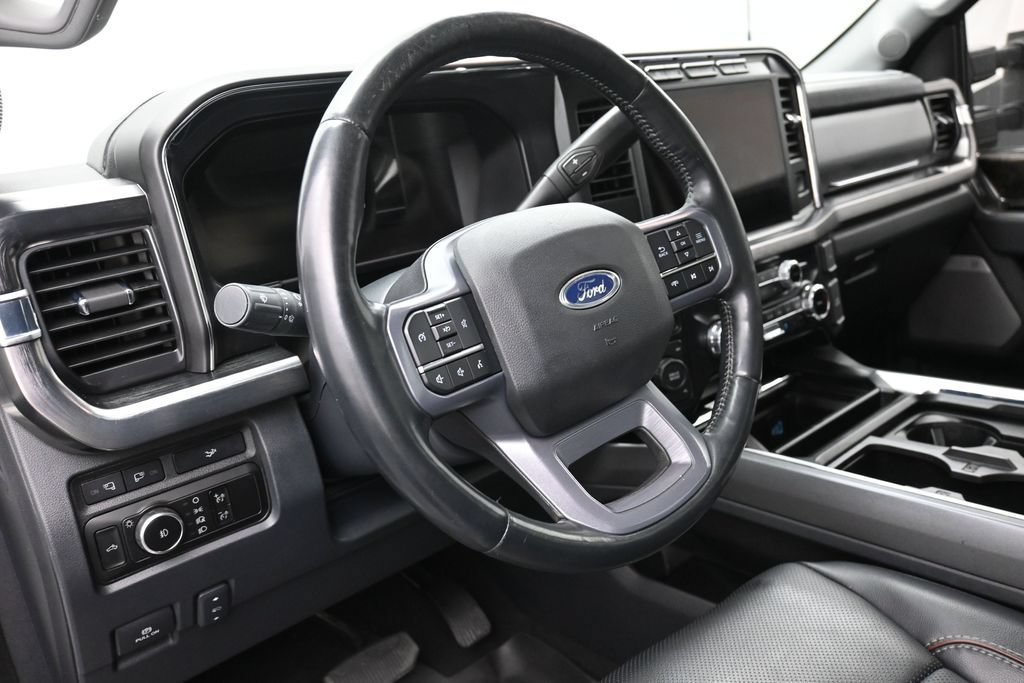 Used 2023 Ford F250 Lariat w/ Sport Appearance Package AWD/4WD image 18