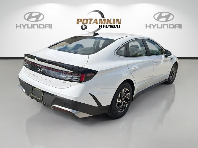 New 2026 Hyundai Sonata Blue FWD image 5
