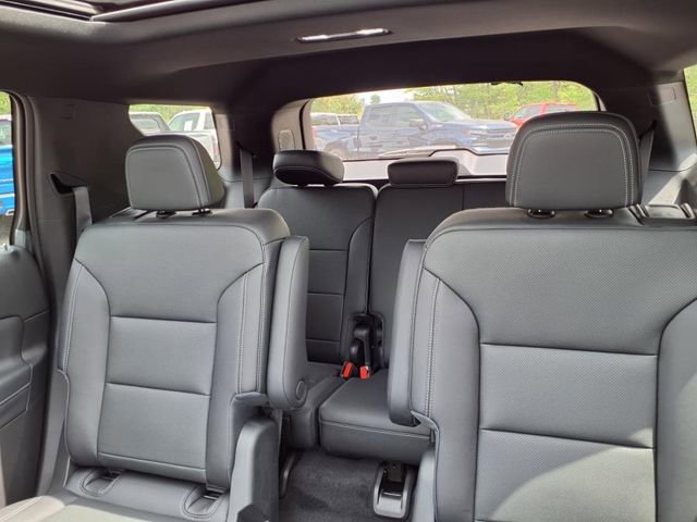 New 2025 Chevrolet Traverse LT w/ Sun and Wheel Package image 5