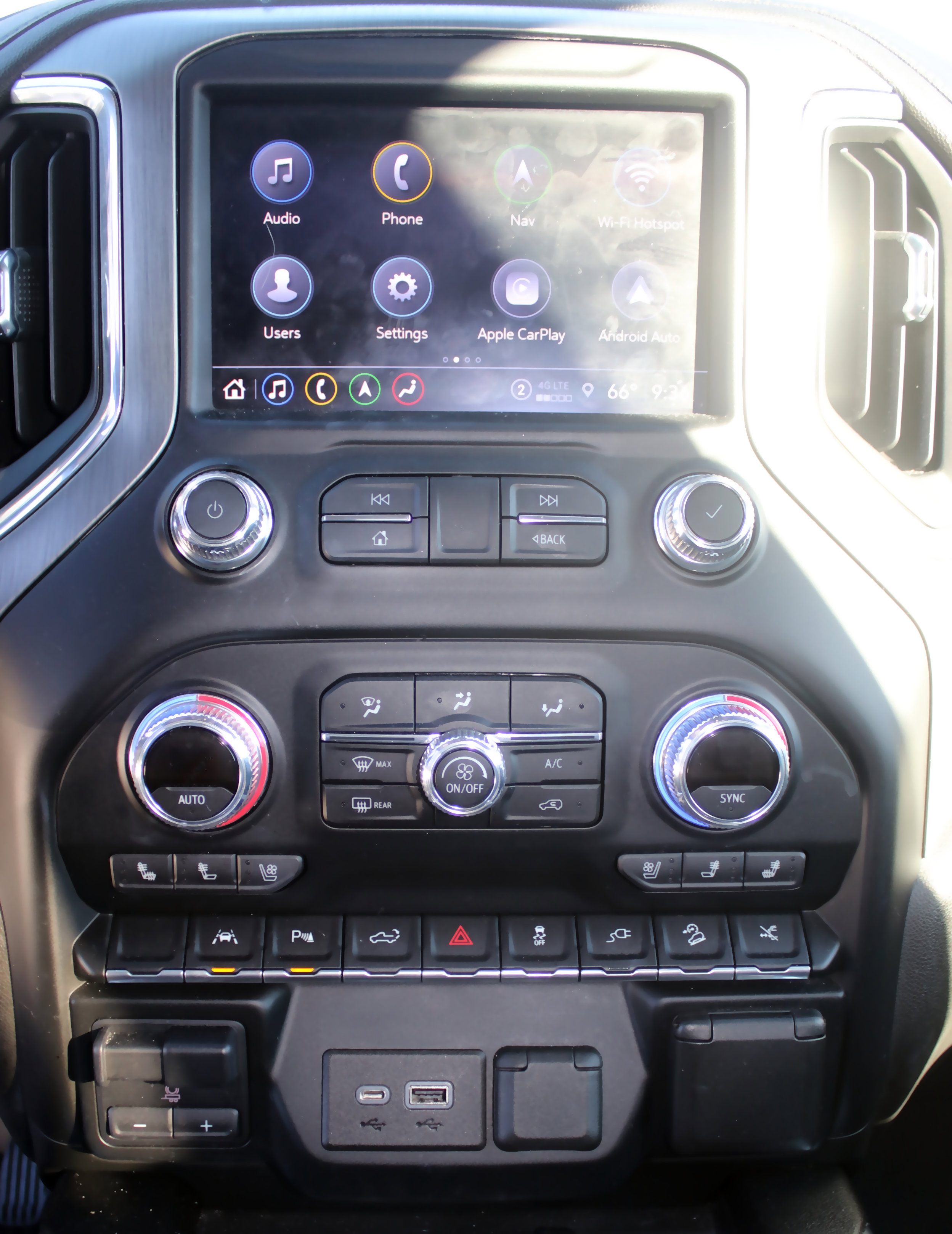 Used 2022 GMC Sierra 1500 Denali w/ Denali Reserve Package image 13