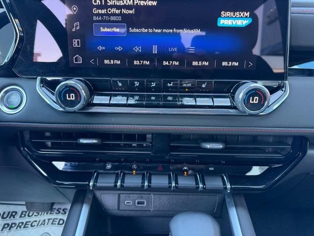 Used 2023 Chevrolet Colorado Z71 w/ Z71 Convenience Package 2 image 15