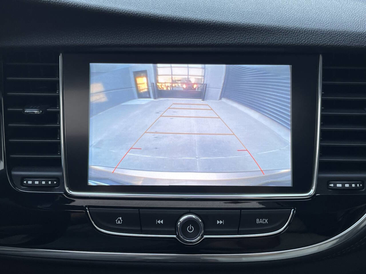 Used 2019 Buick Encore Essence w/ Experience Buick Package image 28