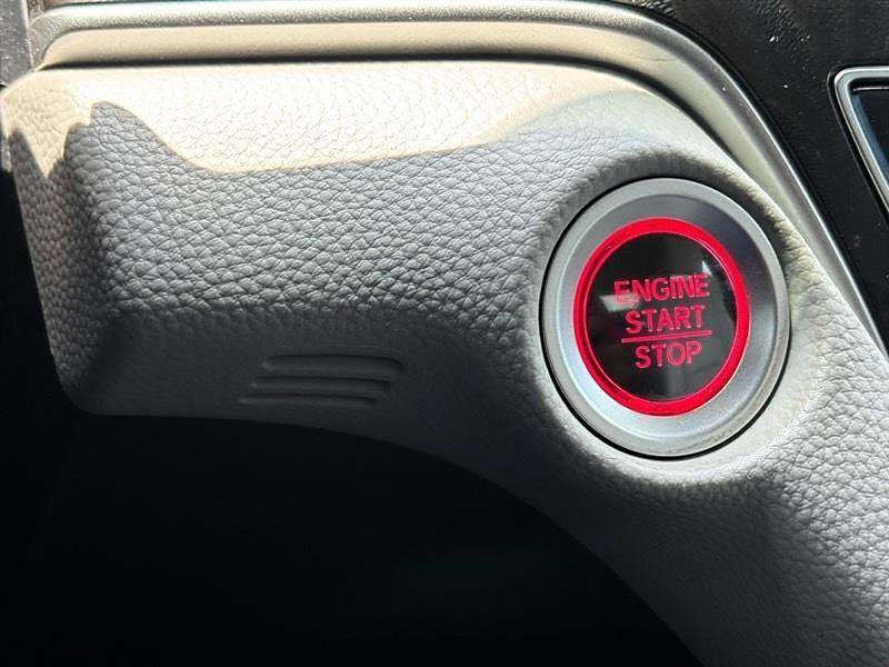 Used 2021 Honda Accord Touring image 22