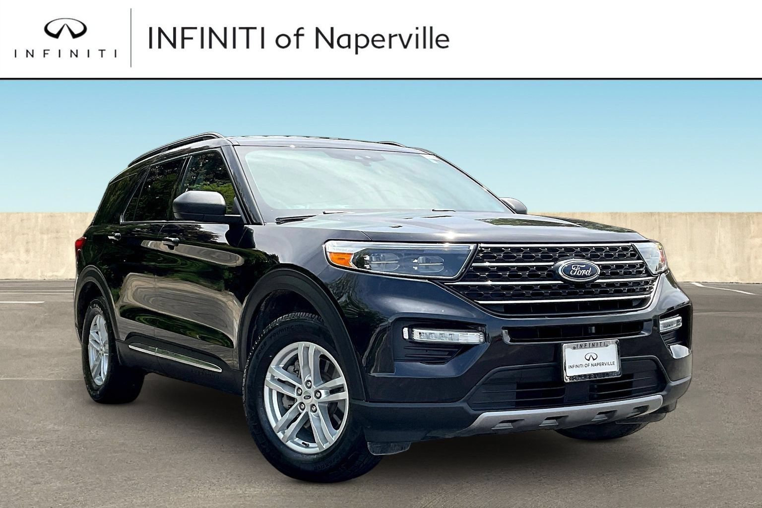 Used 2020 Ford Explorer XLT w/ Equipment Group 202A AWD/4WD image 1
