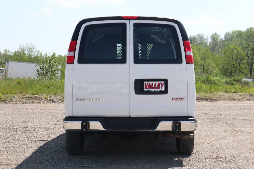 Used 2024 GMC Savana 2500 w/ Driver Convenience Package RWD image 7