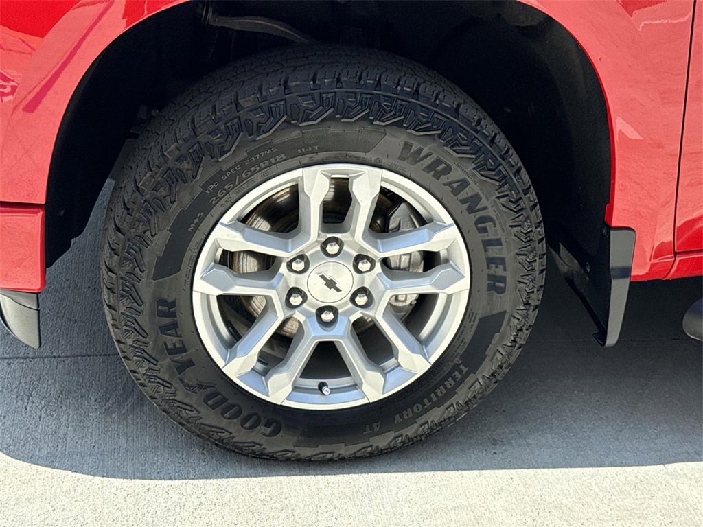 Used 2023 Chevrolet Silverado 1500 RST w/ Z71 Off-Road Package image 31
