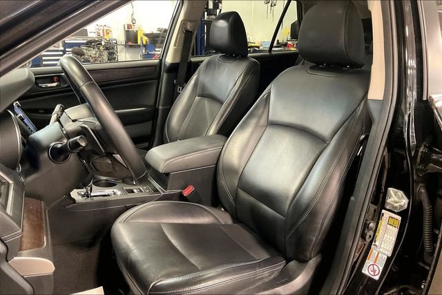 Used 2018 Subaru Outback 2.5i Limited AWD/4WD image 25