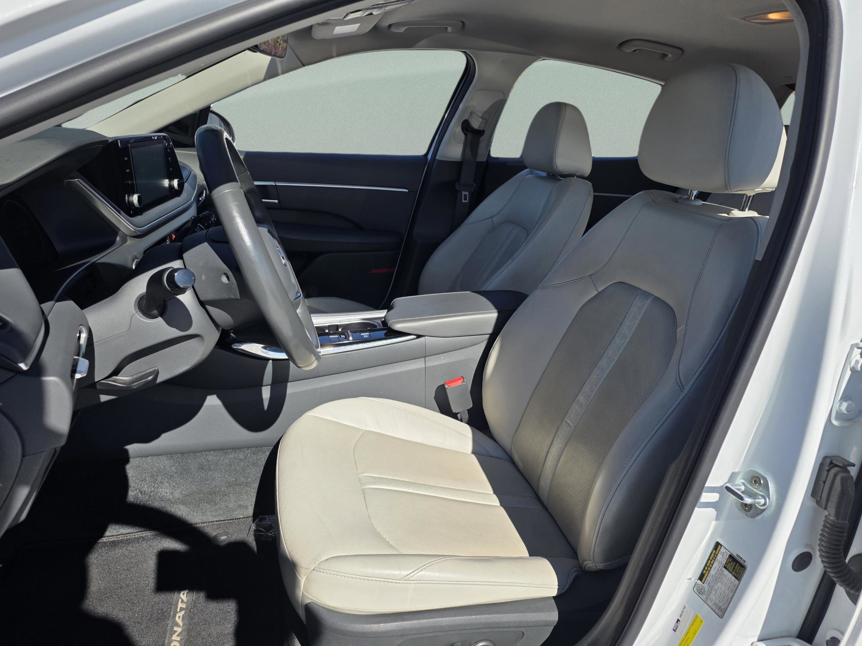 Used 2020 Hyundai Sonata SEL w/ Premium Package image 14