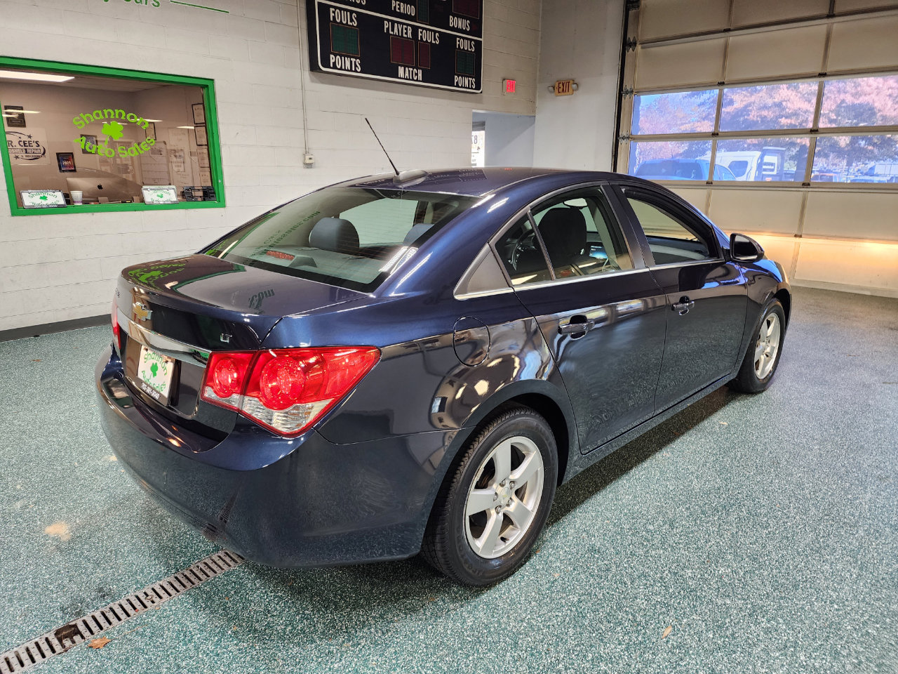 Used 2016 Chevrolet Cruze LT image 6