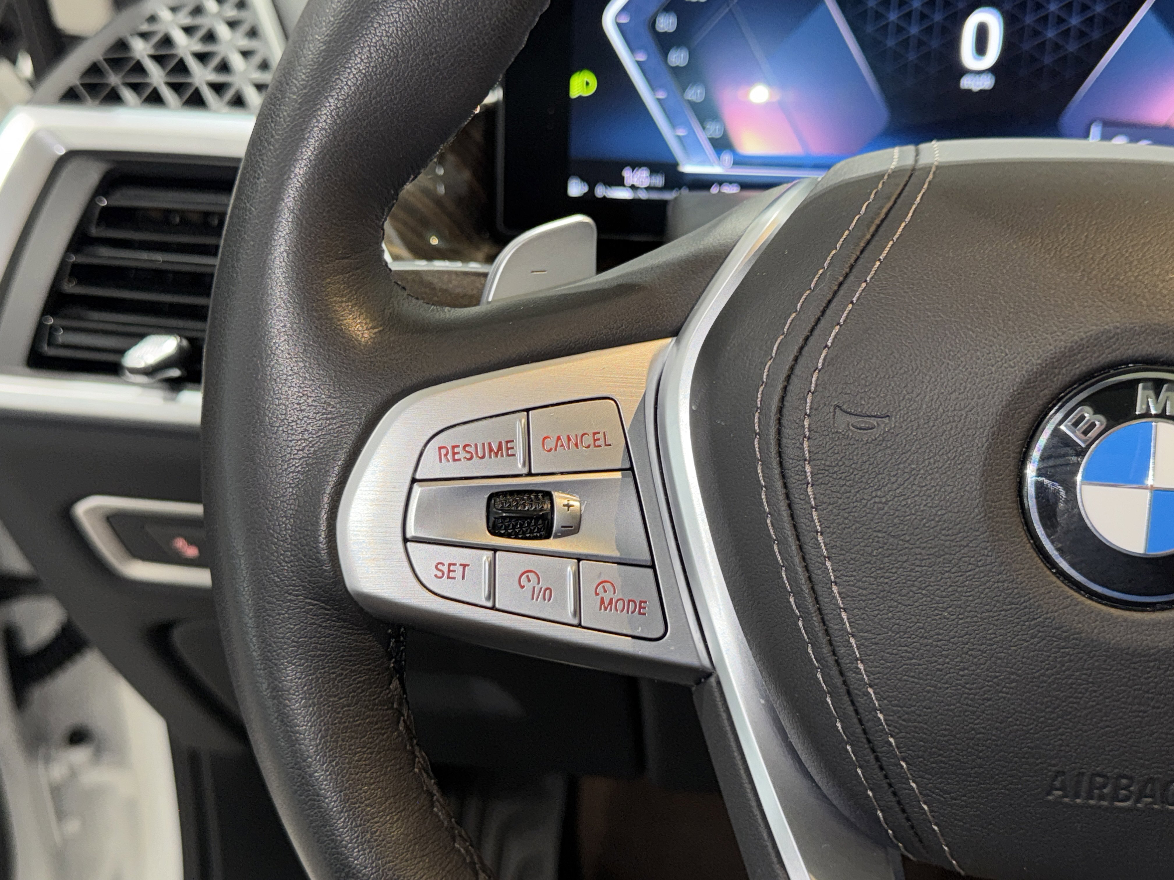 Certified 2025 BMW X7 xDrive40i w/ Premium Package image 22