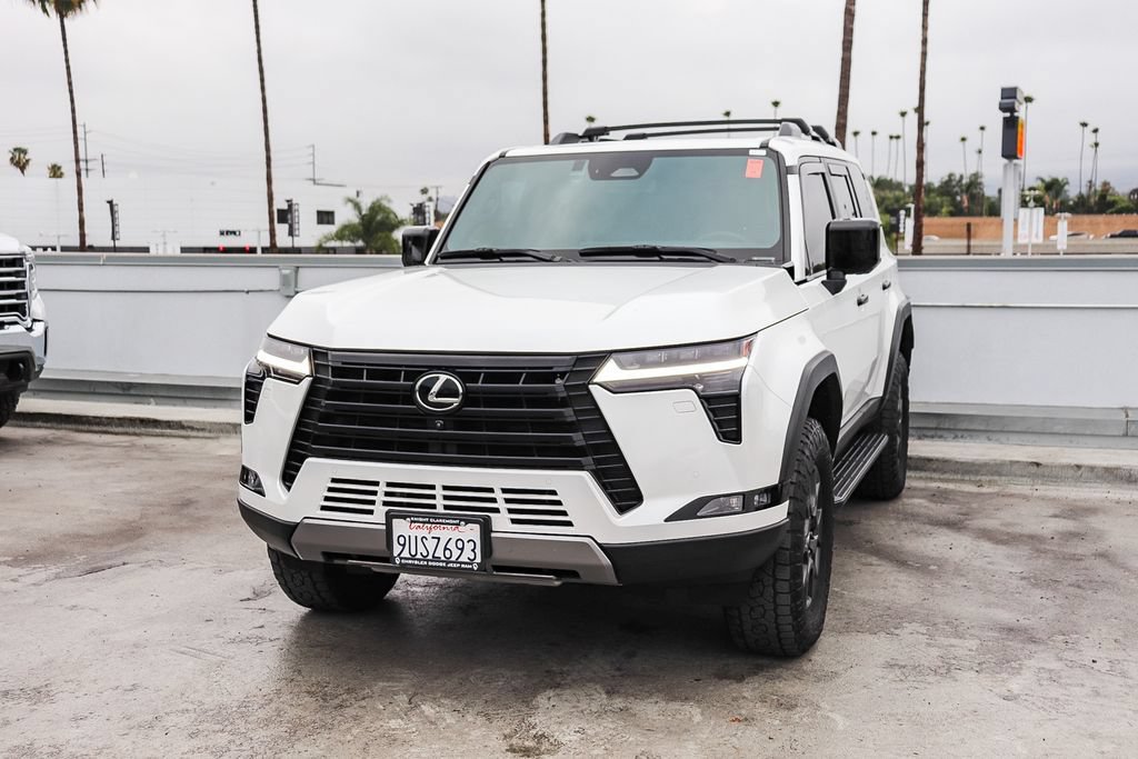 Used 2025 Lexus GX 550 AWD/4WD image 4