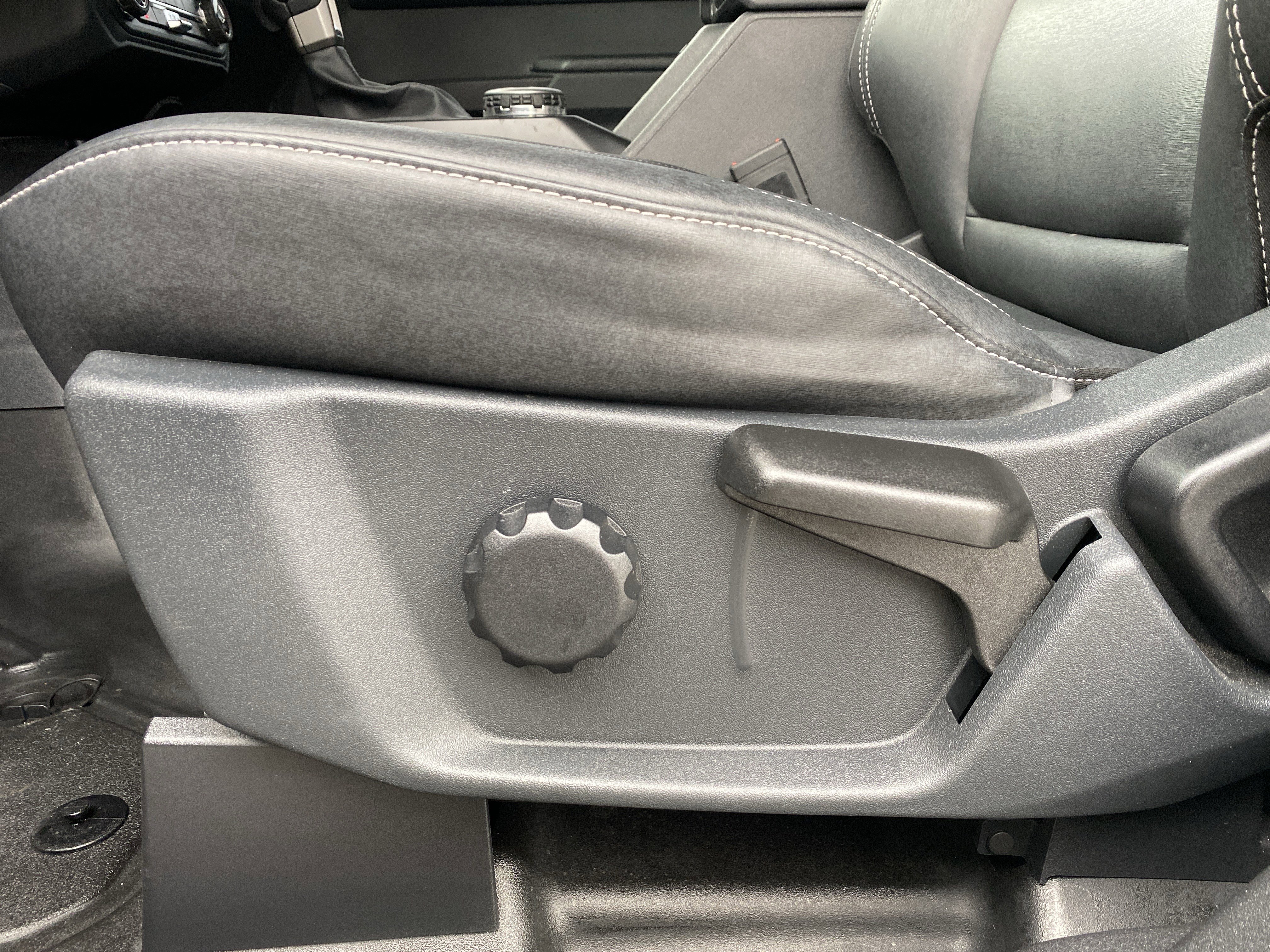 Used 2025 Ford Bronco Big Bend image 37