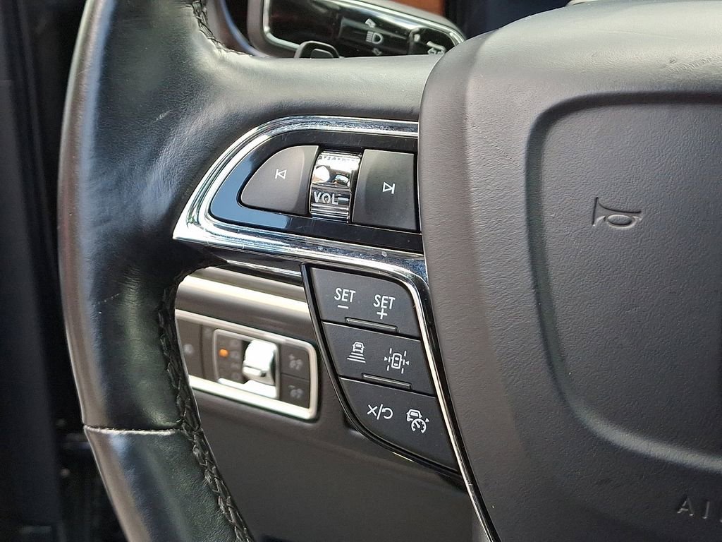 Used 2023 Lincoln Navigator Black Label image 24