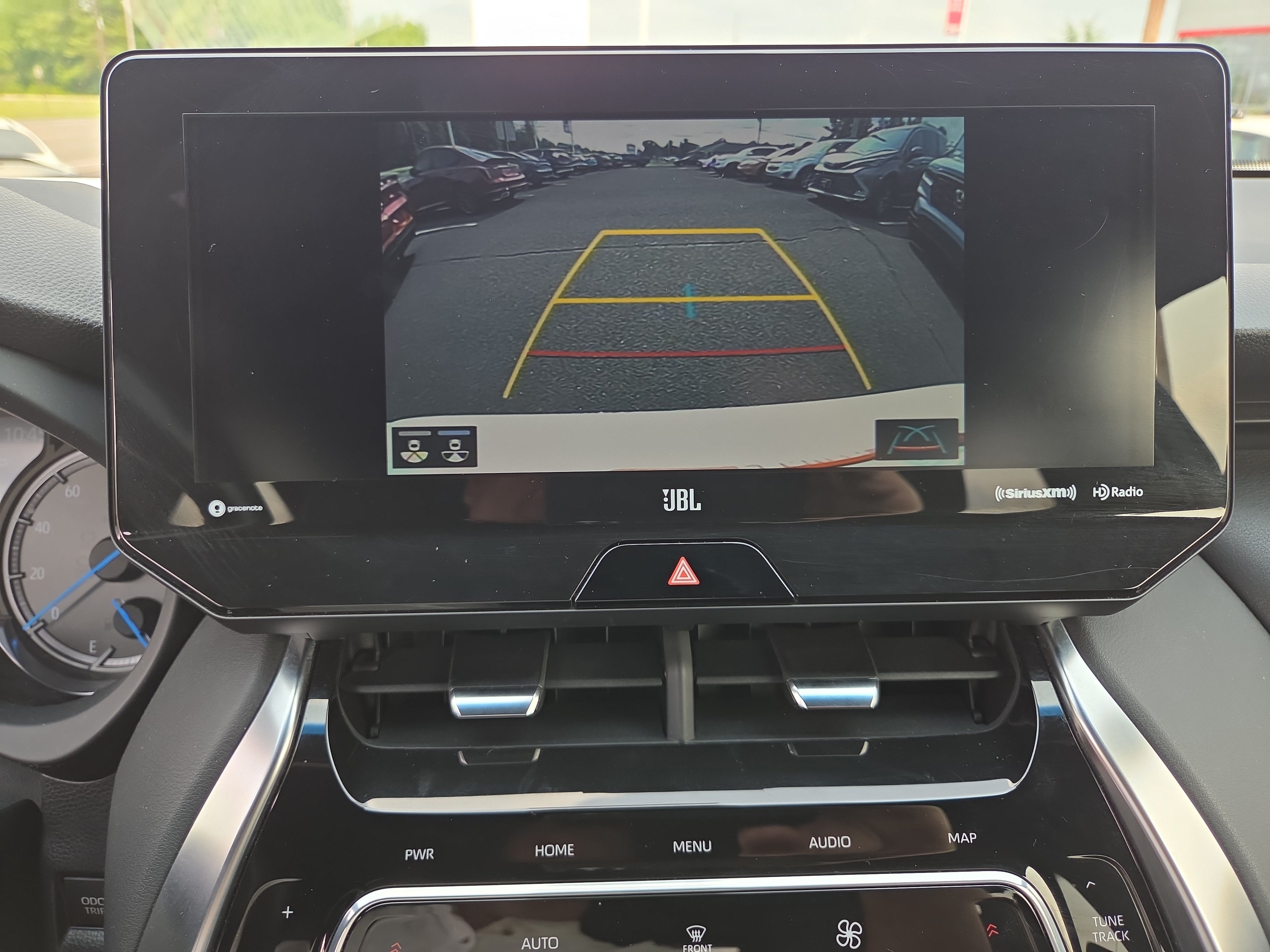 Certified 2022 Toyota Venza XLE AWD/4WD image 22