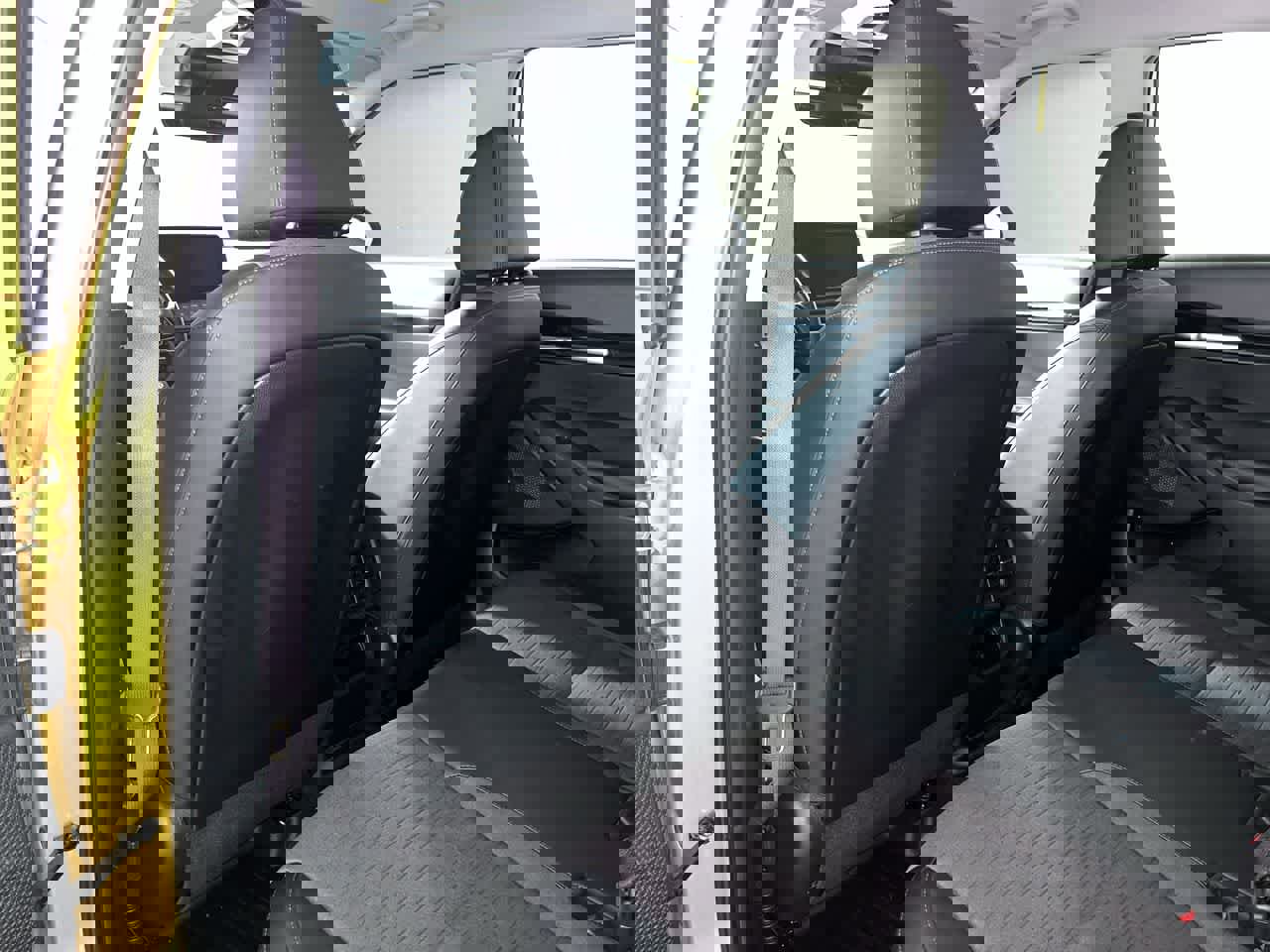 Used 2023 Kia Seltos S w/ Navigation Package image 25