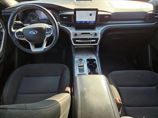 Used 2022 Ford Explorer XLT image 14