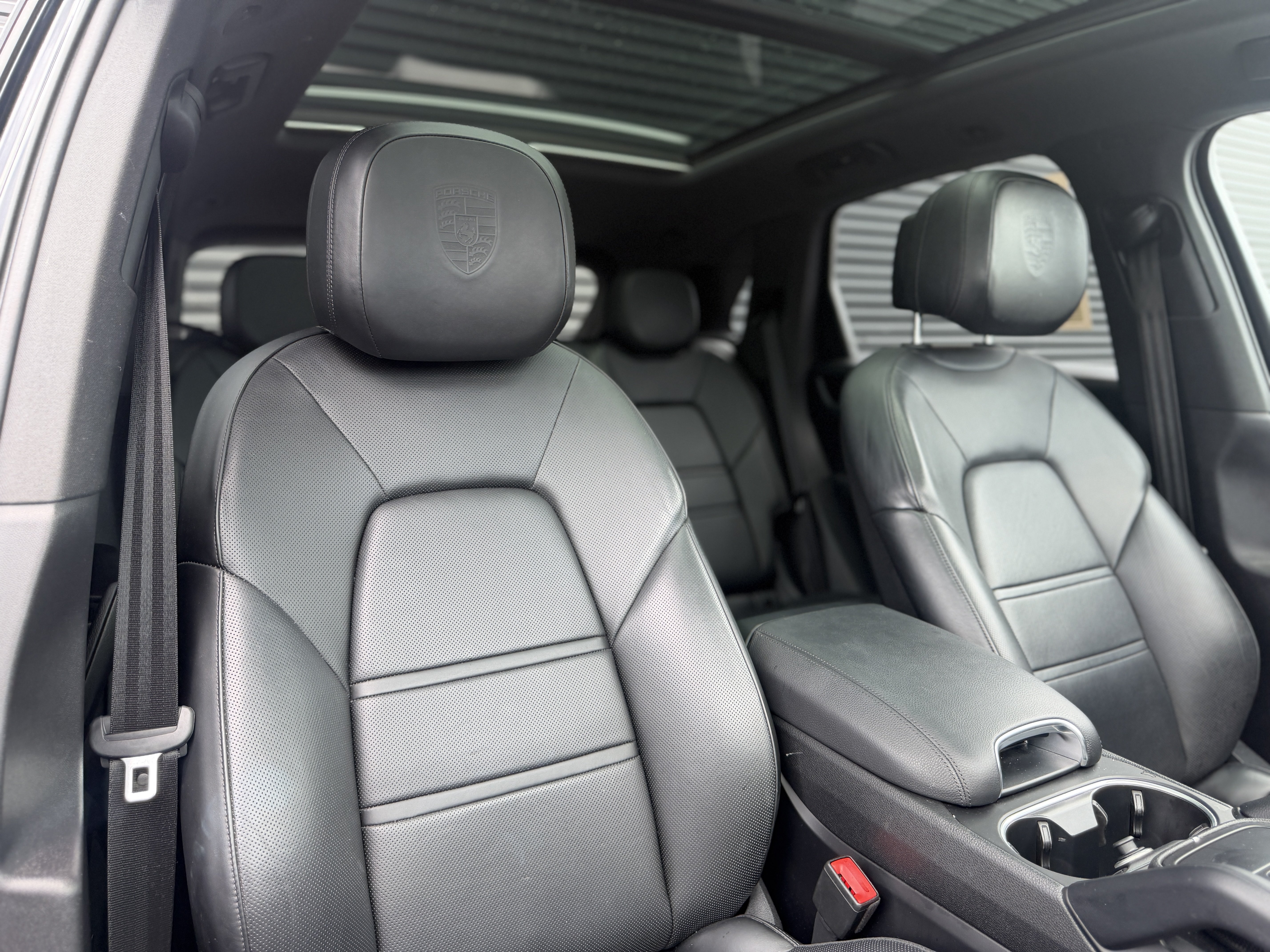 Certified 2020 Porsche Cayenne AWD/4WD image 19