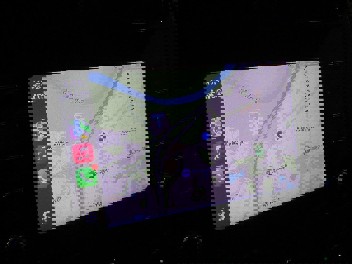 Used 2022 Toyota Prius LE image 17