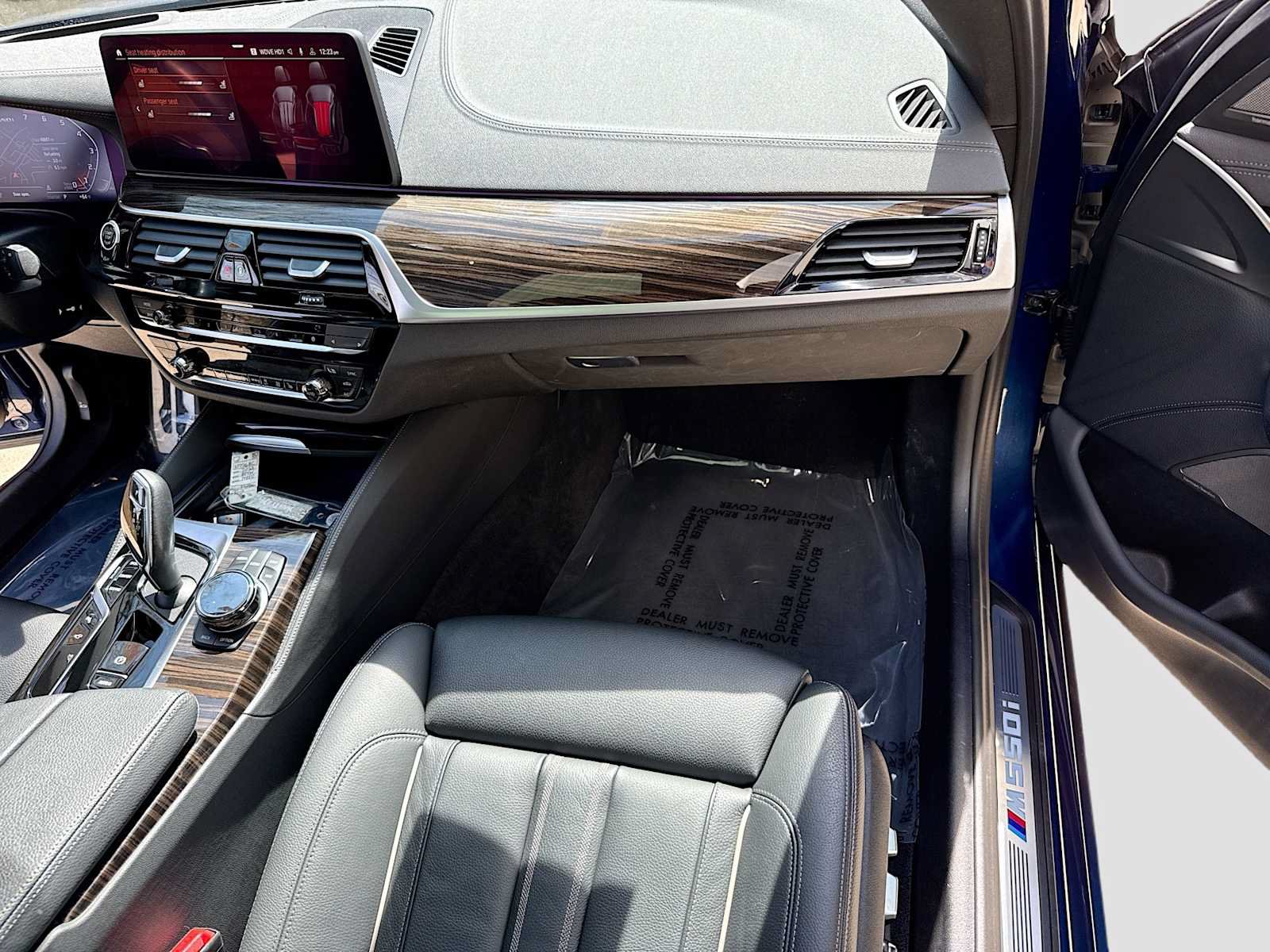 Used 2023 BMW M550i xDrive w/ Executive Package AWD/4WD image 24