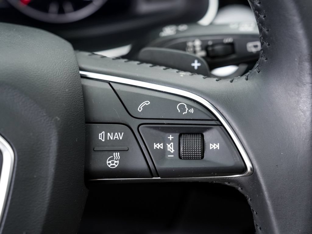 Used 2018 Audi Q7 3.0T Prestige AWD/4WD image 14