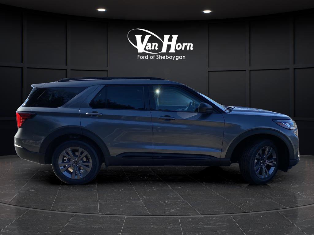 New 2026 Ford Explorer Active image 2