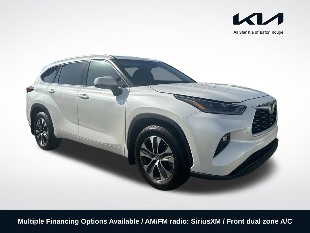 Used 2021 Toyota Highlander XLE FWD 360° Tour