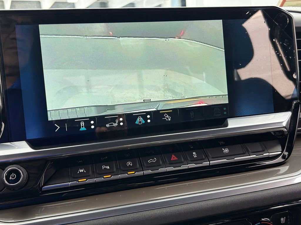 Used 2022 Chevrolet Silverado 1500 High Country image 21