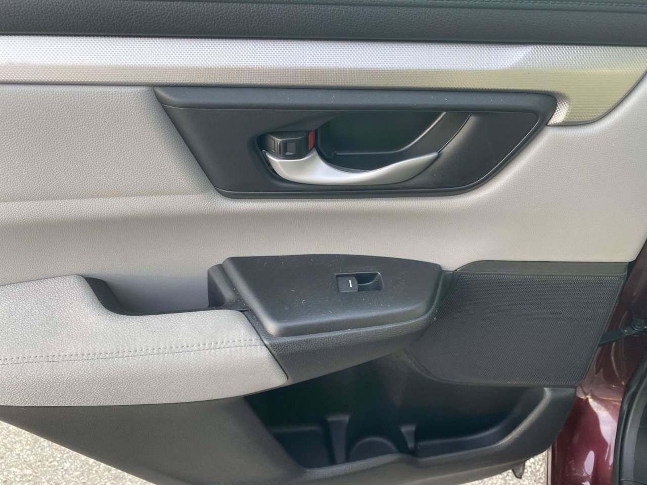 Used 2018 Honda CR-V LX image 23