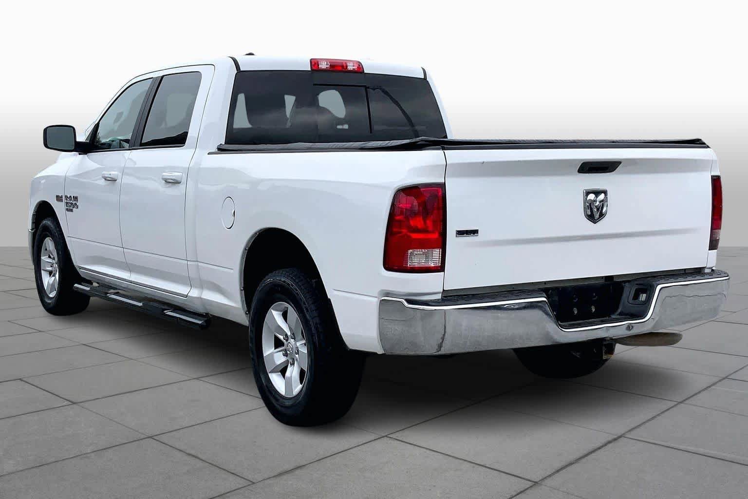 Used 2019 RAM 1500 Classic SLT RWD image 12