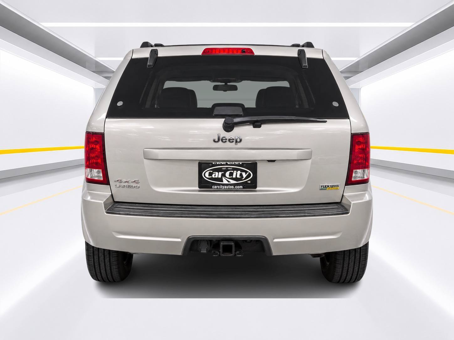 Used 2007 Jeep Grand Cherokee Laredo AWD/4WD image 4