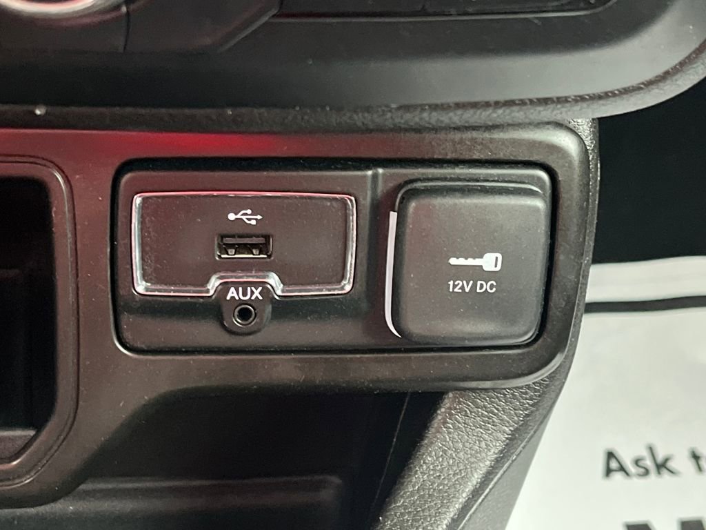 Used 2021 Jeep Renegade Latitude image 34