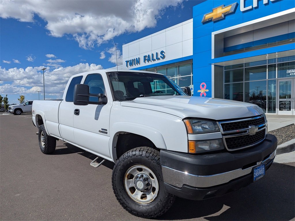 Used 2006 Chevrolet Silverado 3500 LT w/ Heavy-Duty Power Package