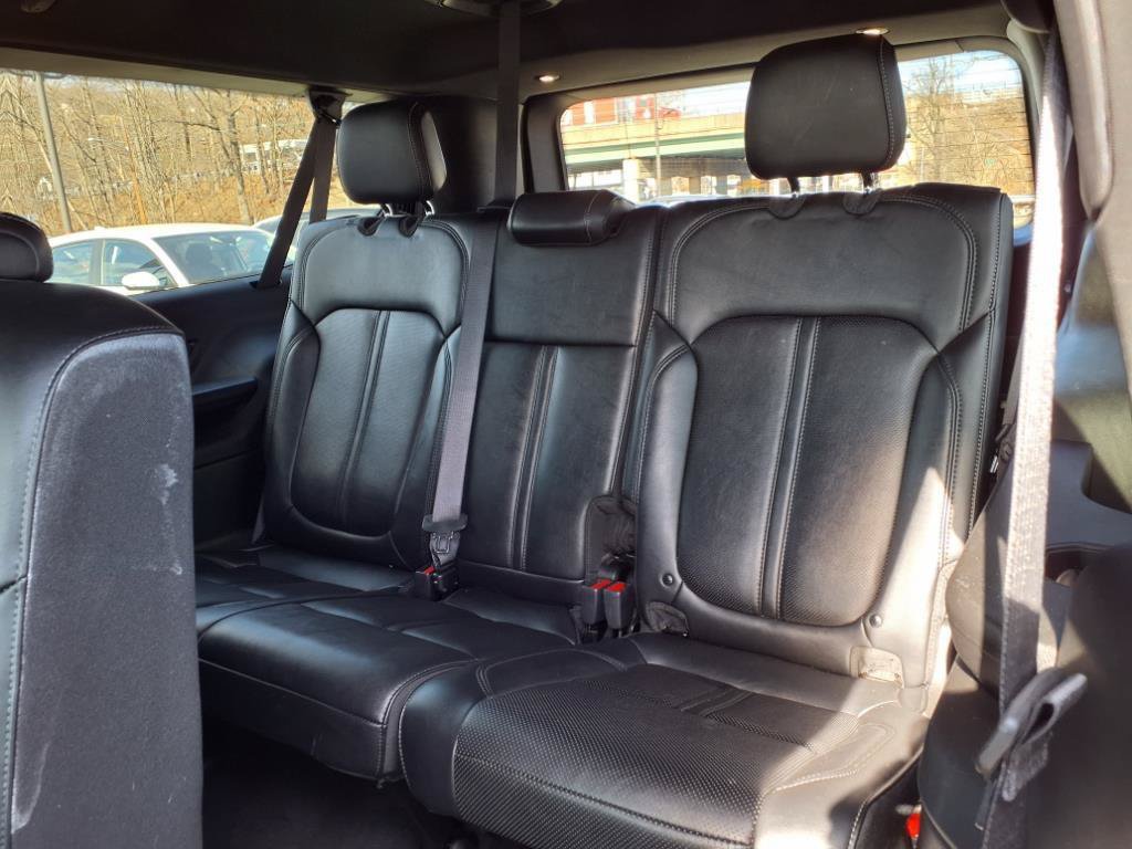 Used 2023 Jeep Wagoneer L Series II AWD/4WD image 16