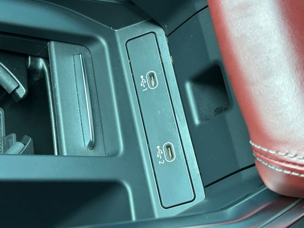 Used 2023 Audi e-tron S Premium Plus w/ Black Optic Package image 27