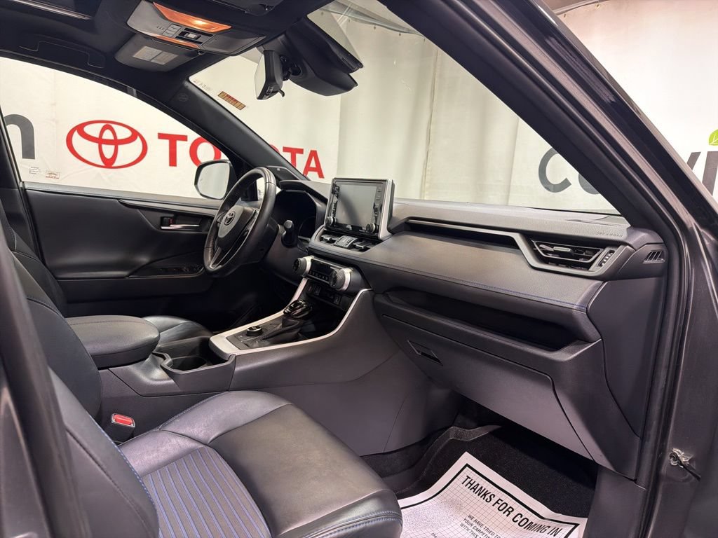 Used 2021 Toyota RAV4 XSE AWD/4WD image 11