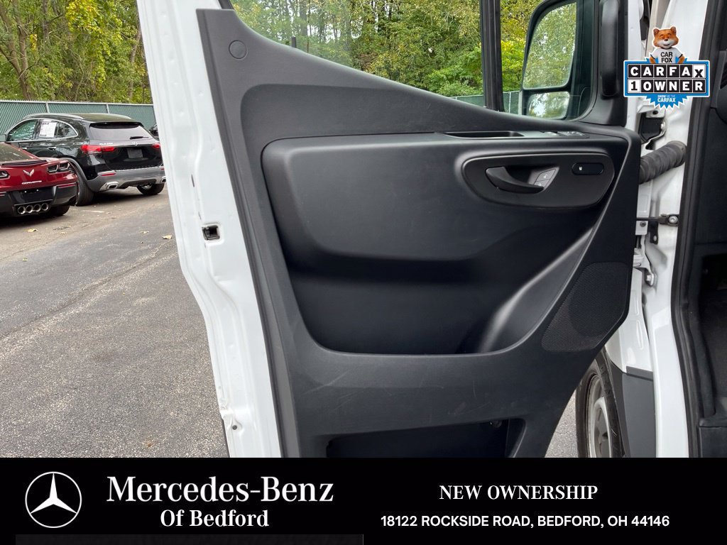 Used 2024 Mercedes-Benz Sprinter 2500 image 11