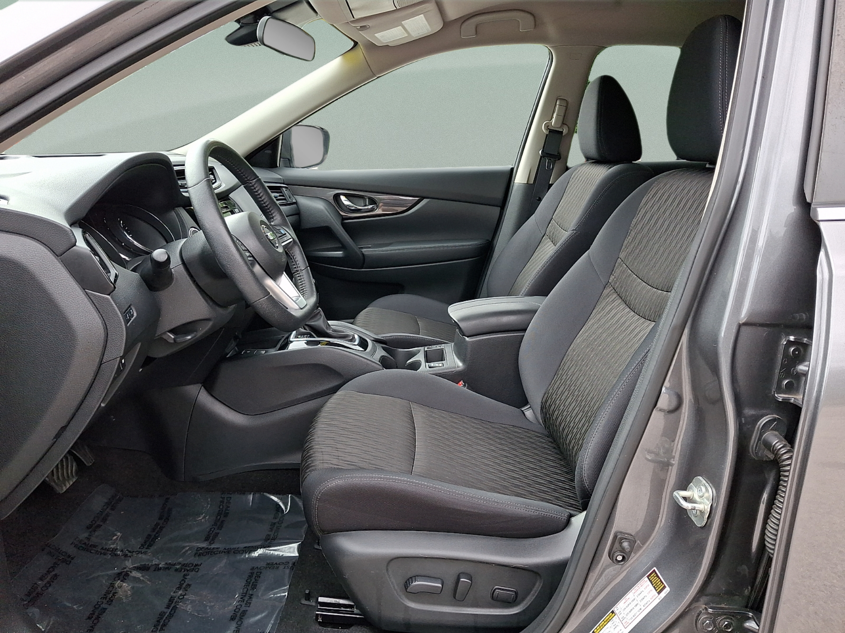 Used 2019 Nissan Rogue SV w/ Premium Package AWD/4WD image 13