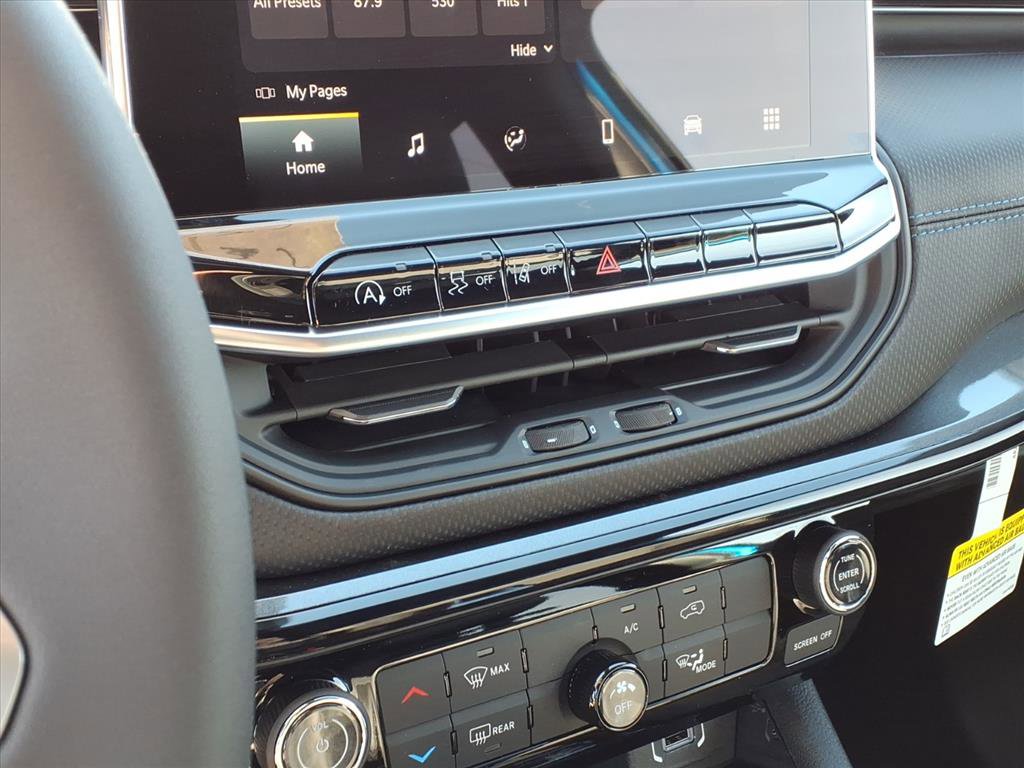 New 2026 Jeep Compass Latitude image 28