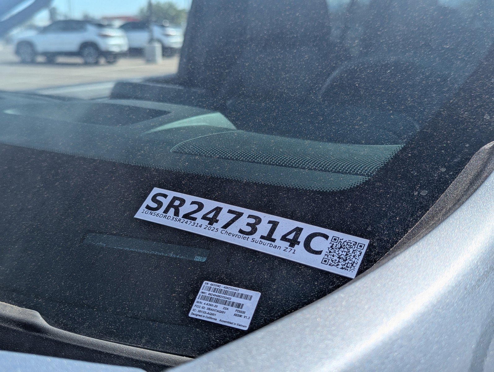 Certified 2025 Chevrolet Suburban Z71 image 32