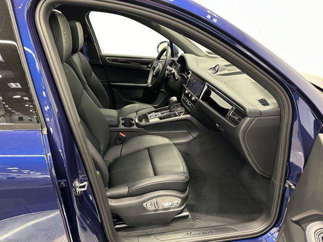 New 2025 Porsche Macan image 41