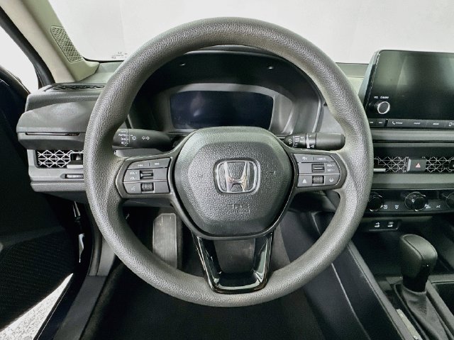 Used 2025 Honda Accord SE image 22