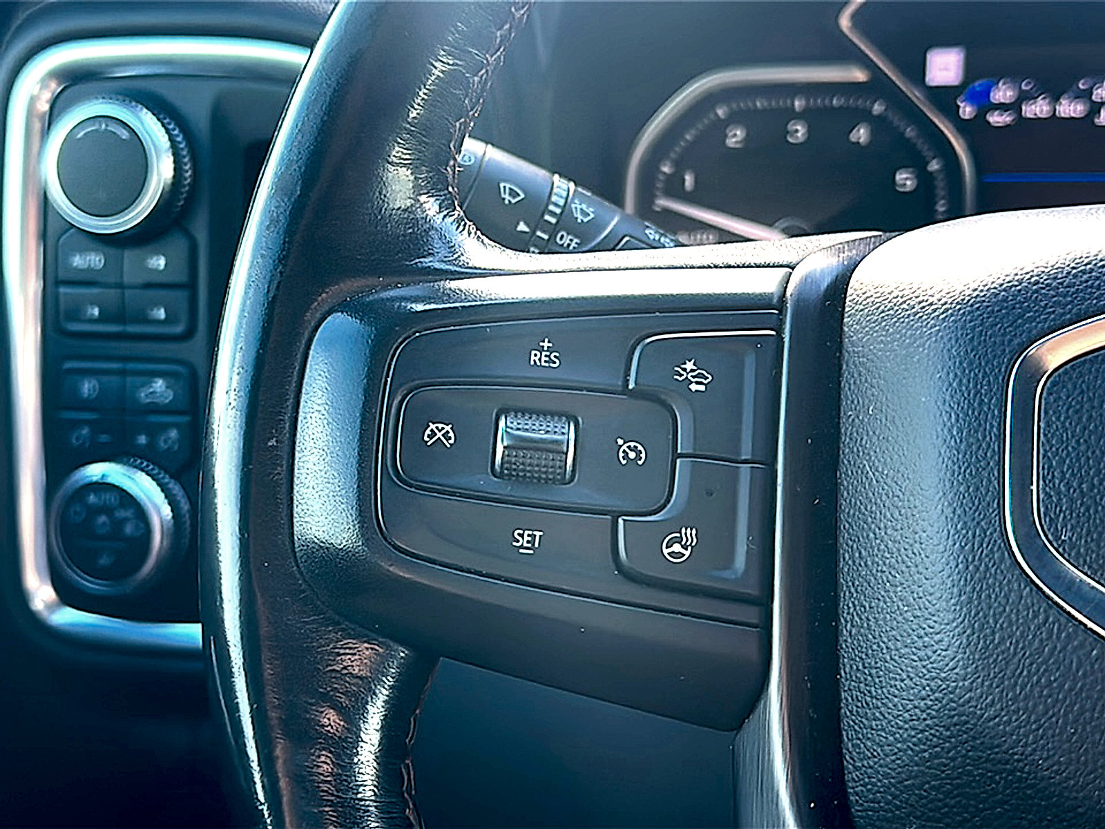 Used 2019 GMC Sierra 1500 AT4 w/ AT4 Premium Package AWD/4WD image 29