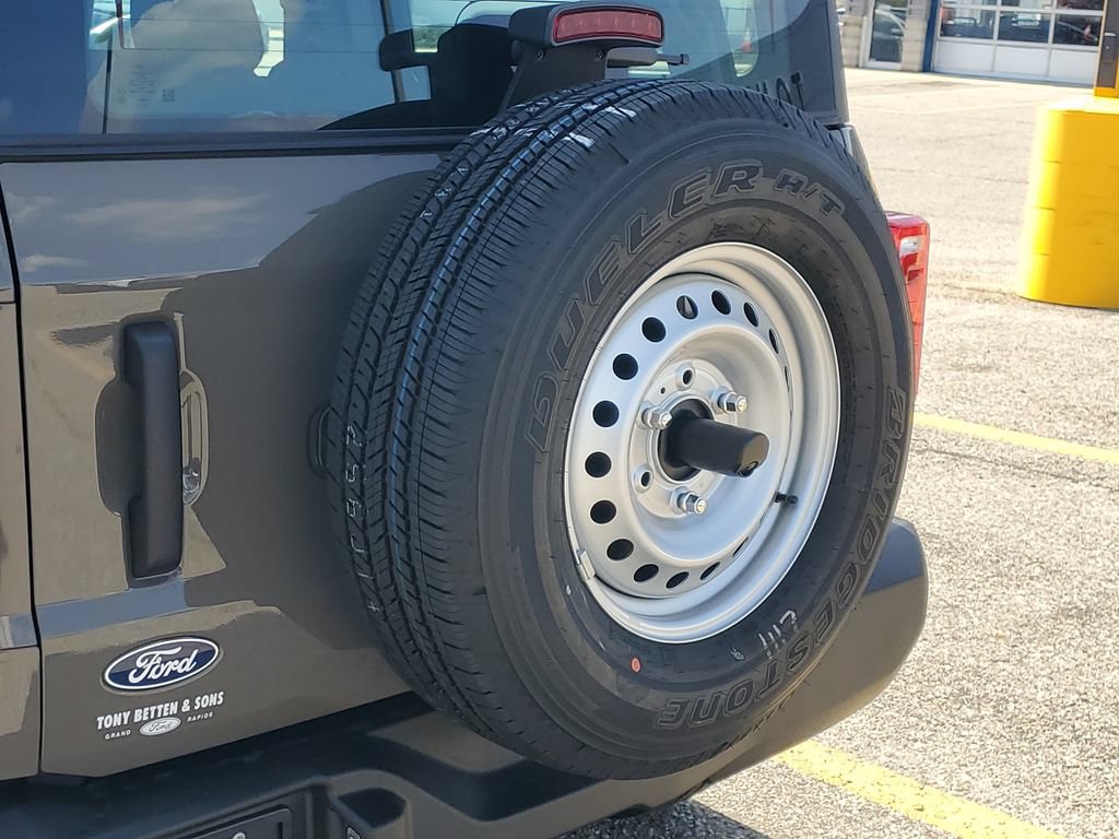 New 2026 Ford Bronco 2-Door AWD/4WD image 7