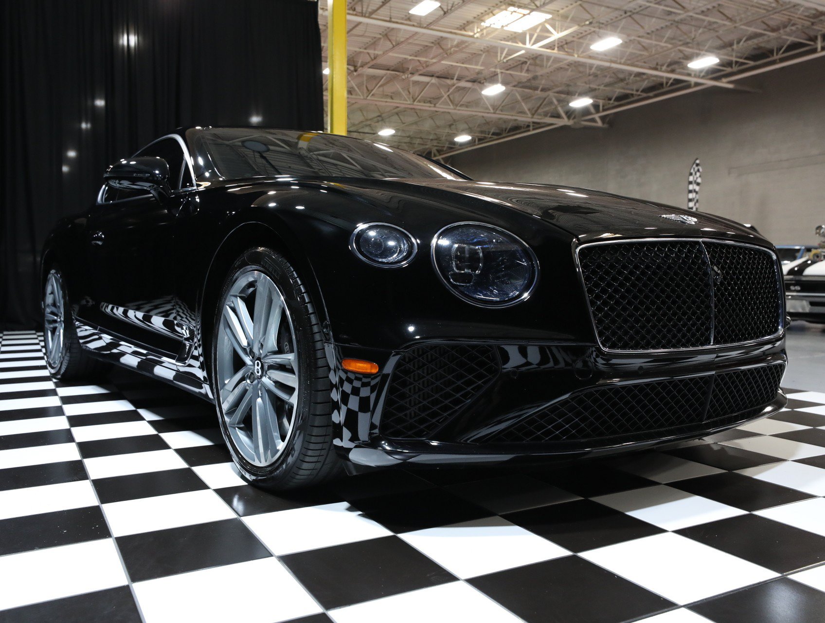 Used 2024 Bentley Continental GT Mulliner AWD/4WD image 14