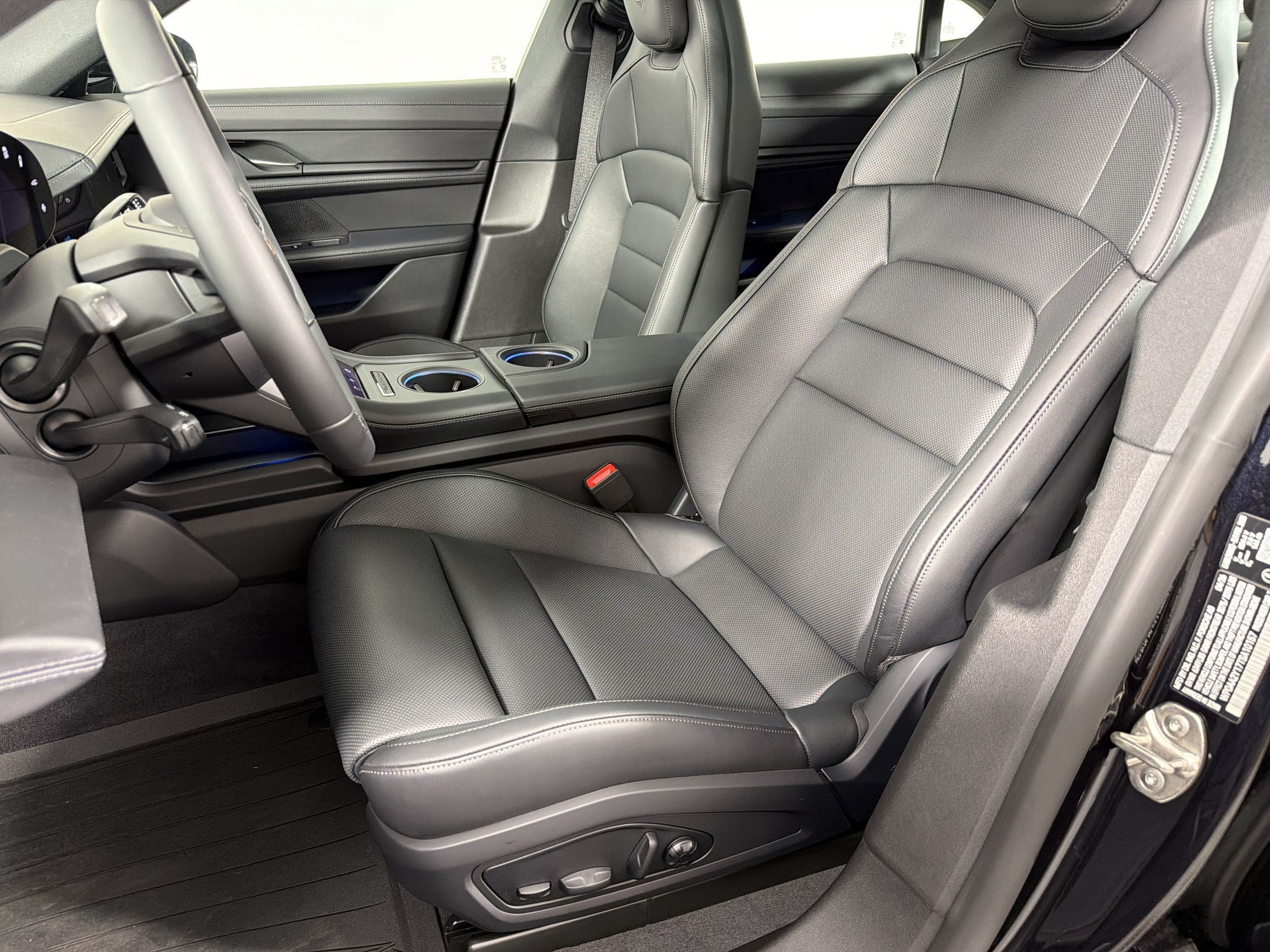 New 2026 Porsche Taycan AWD/4WD image 5